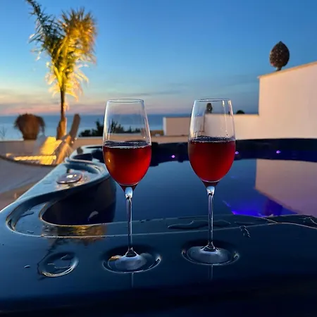 Bm Villa Cefalu